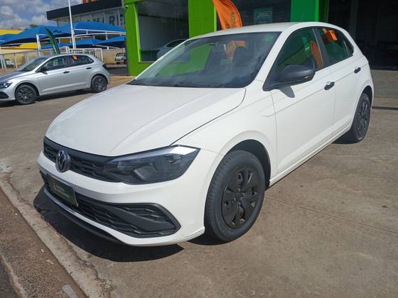 VOLKSWAGEN POLO 1.0 MPI TRACK MANUAL VOLKSWAGEN POLO 1.0 MPI TRACK MANUAL